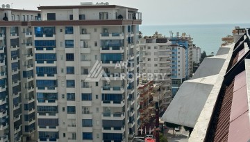 Эксклюзивный пентхаус 3+1 с потолками 3,5  м и панорамным видом на море и горы в Махмутларе - Ракурс 41