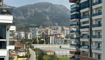 Эксклюзивный пентхаус 3+1 с потолками 3,5  м и панорамным видом на море и горы в Махмутларе - Ракурс 43