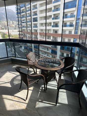 Эксклюзивный пентхаус 3+1 с потолками 3,5  м и панорамным видом на море и горы в Махмутларе - Ракурс 44