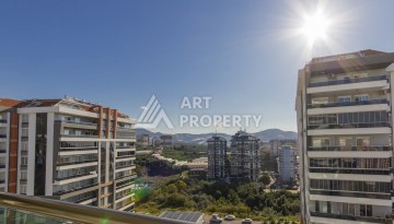 Просторная квартира 1+1 с видом на море и горы в Махмутларе, 75 м² - Ракурс 6