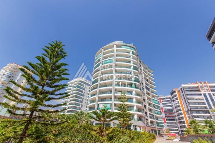 Просторная квартира 1+1 с видом на море и горы в Махмутларе, 75 м² - Ракурс 43