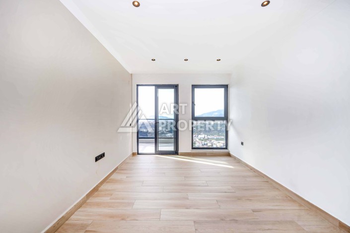 Квартира 1+1 с панорамным видом на море и горы, 53 кв.м. Кестель, Алания - Ракурс 18