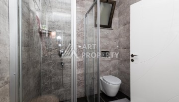 Просторная квартира 3+1 с видом на горы и море в престижном районе Кестель, Алания. - Ракурс 9