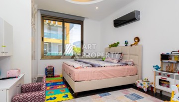 Просторная квартира 3+1 с видом на горы и море в престижном районе Кестель, Алания. - Ракурс 10