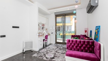 Просторная квартира 3+1 с видом на горы и море в престижном районе Кестель, Алания. - Ракурс 12