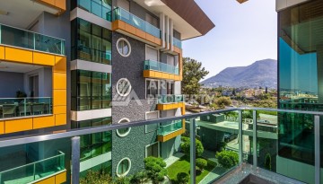 Просторная квартира 3+1 с видом на горы и море в престижном районе Кестель, Алания. - Ракурс 29