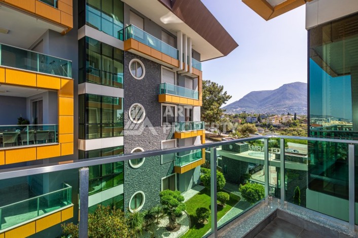 Просторная квартира 3+1 с видом на горы и море в престижном районе Кестель, Алания. - Ракурс 28