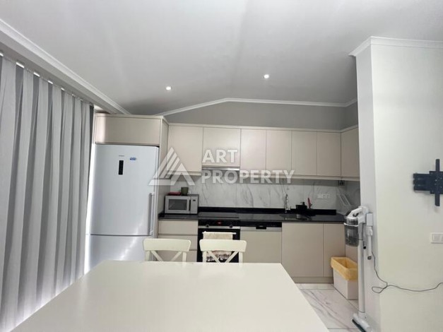 Меблированая квартира 2+1 в современном комплексе района Кестель. - Ракурс 4