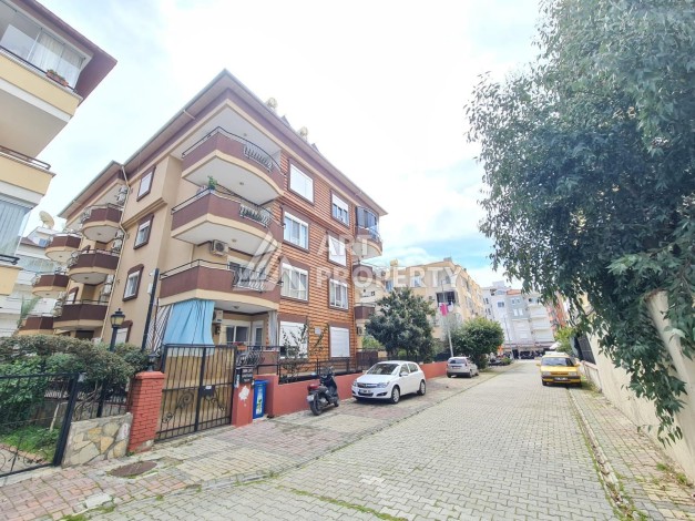 Квартира 2+1 в центре района Оба — 100 м², 150 метров до моря, подходит под ВНЖ - Ракурс 2