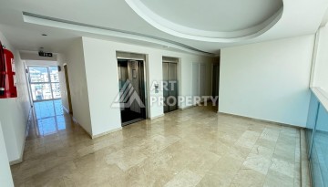 Элитная квартира 2+1 с панорамным видом на море в Махмутларе, 115 м² - Ракурс 21