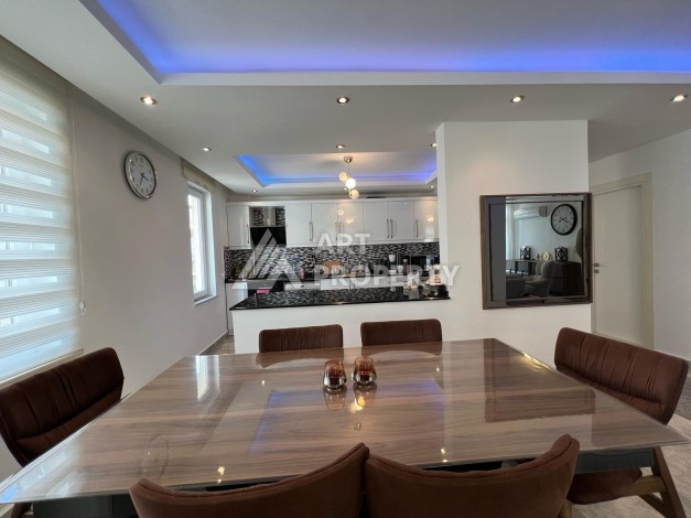 Дуплекс 4+1 в районе Оба — 200 м², с мебелью, подходит под ВНЖ - Ракурс 2