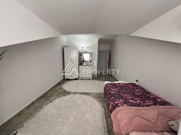 Дуплекс 4+1 в районе Оба — 200 м², с мебелью, подходит под ВНЖ - Ракурс 8