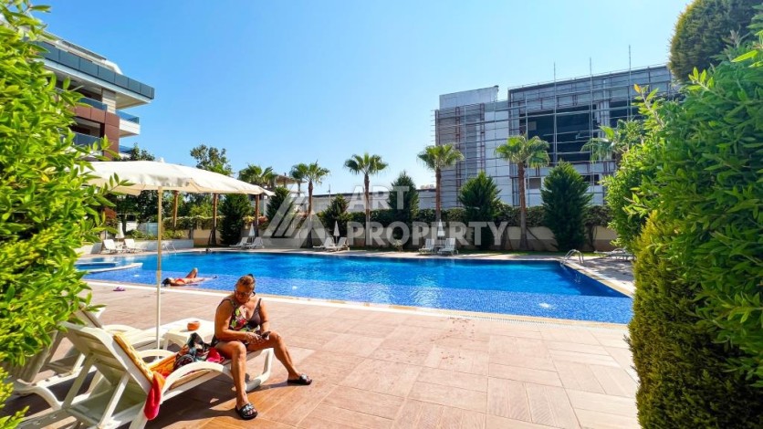 Пентхаус 4+1 в районе Оба — 260 м², подходит под ВНЖ, 1200 м до моря - Ракурс 1