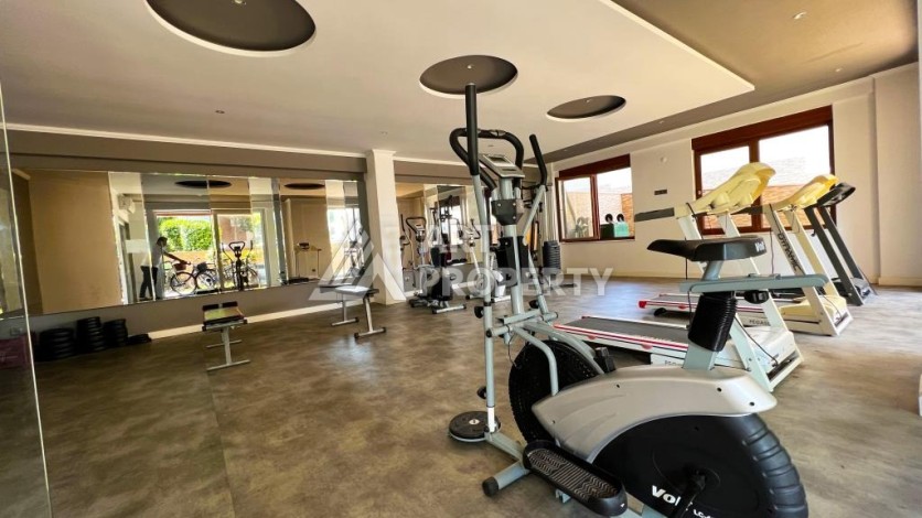 Пентхаус 4+1 в районе Оба — 260 м², подходит под ВНЖ, 1200 м до моря - Ракурс 3