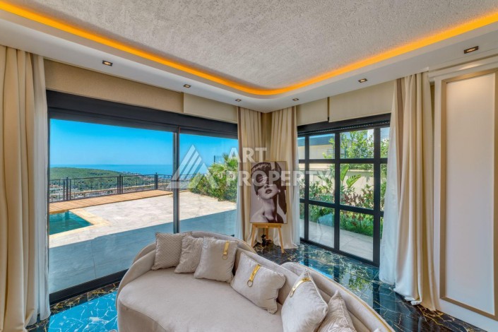 Современная вилла 5+1 с панорамным видом на море и гражданством Турции в Каргыджаке - Ракурс 27