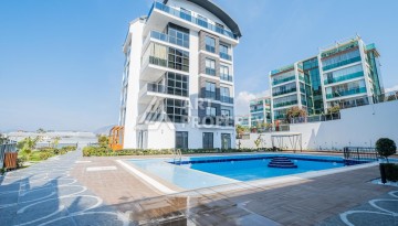 Садовый дуплекс 3+1 в Каргыджаке — 150 м², 1200 м до моря, комплекс 2023 года - Ракурс 2