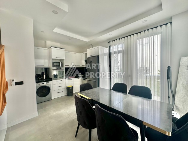 Садовый дуплекс 3+1 в Каргыджаке — 150 м², 1200 м до моря, комплекс 2023 года - Ракурс 5