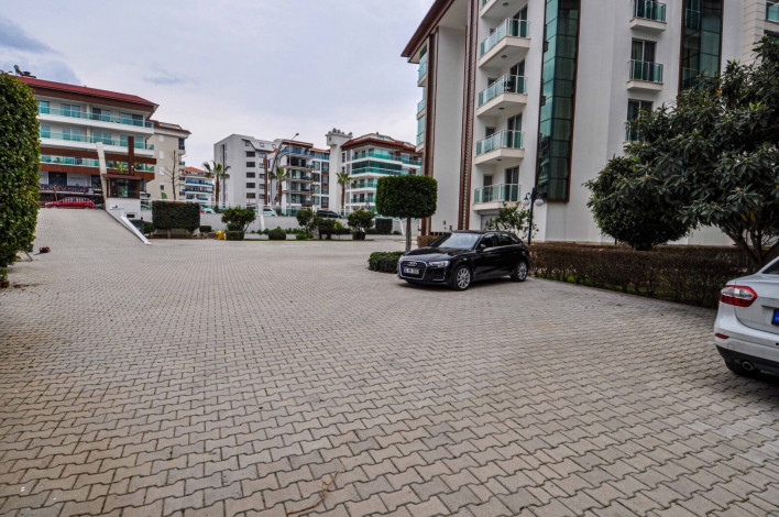 Четырехкомнатная квартира в 50 метрах от Средиземного моря в районе Кестель, Алания, 120 м2 - Ракурс 18