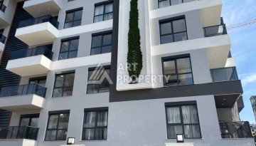 Новая квартира 1+1 в камерной резиденции, 50 кв.м. Махмутлар, Алания - Ракурс 2