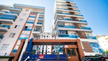 Квартира 2+1 с большим застекленным балконом, 110 кв.м. Махмутлар, Алания - Ракурс 1