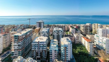 Квартира 2+1 с большим застекленным балконом, 110 кв.м. Махмутлар, Алания - Ракурс 2