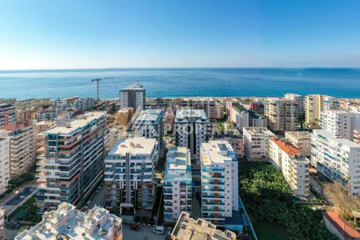 Квартира 2+1 с большим застекленным балконом, 110 кв.м. Махмутлар, Алания - Ракурс 1