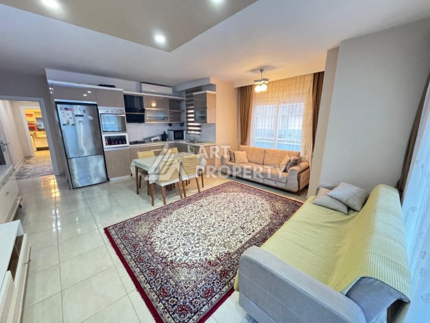 Квартира 2+1 с большим застекленным балконом, 110 кв.м. Махмутлар, Алания - Ракурс 8