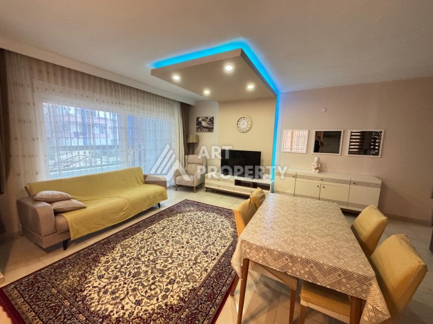 Квартира 2+1 с большим застекленным балконом, 110 кв.м. Махмутлар, Алания - Ракурс 12