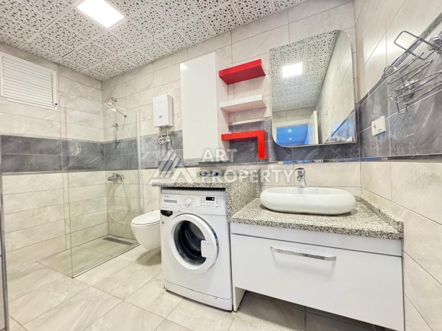 Квартира 2+1 с большим застекленным балконом, 110 кв.м. Махмутлар, Алания - Ракурс 18