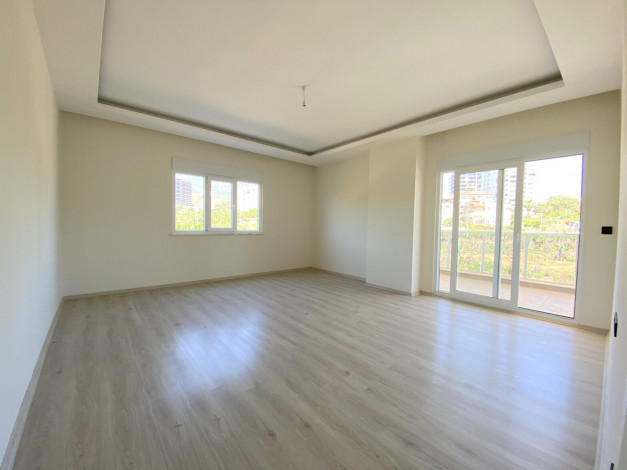 Две квартиры 3+1 в новом доме с инфраструктурой в районе Махмутлар,  150 м2 - Ракурс 7