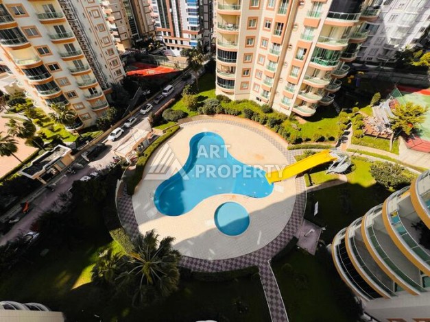 Квартира 2+1 в популярной резиденции на ул.Ататюрка в Махмутларе, 120 кв.м. - Ракурс 0