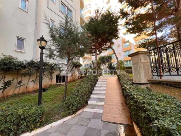 Квартира 2+1 в популярной резиденции на ул.Ататюрка в Махмутларе, 120 кв.м. - Ракурс 15