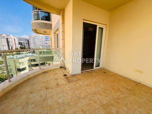 Квартира 2+1 в популярной резиденции на ул.Ататюрка в Махмутларе, 120 кв.м. - Ракурс 26