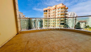 Квартира 2+1 в популярной резиденции на ул.Ататюрка в Махмутларе, 120 кв.м. - Ракурс 28