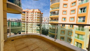 Квартира 2+1 в популярной резиденции на ул.Ататюрка в Махмутларе, 120 кв.м. - Ракурс 36