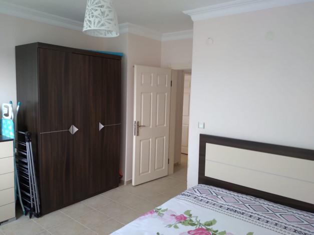 Трехкомнатная квартира в 250 метрах от моря в районе Махмутлара, 120 м2 - Ракурс 4