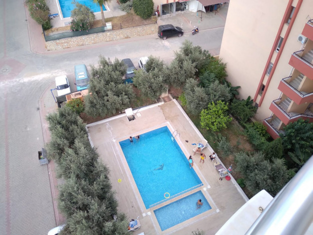 Трехкомнатная квартира в 250 метрах от моря в районе Махмутлара, 120 м2 - Ракурс 5