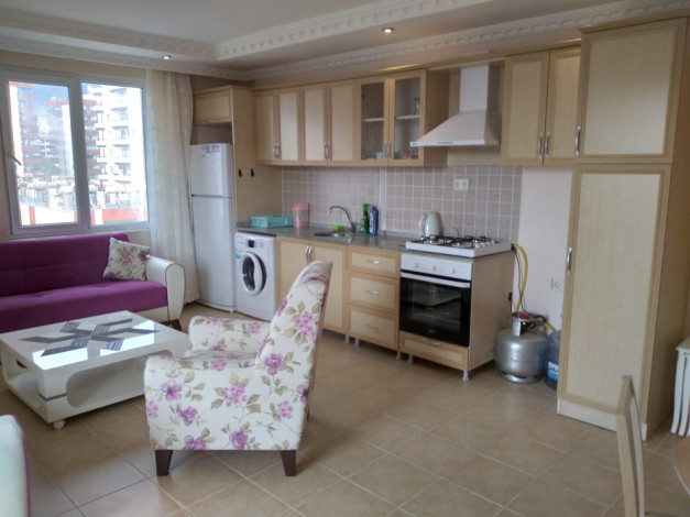 Трехкомнатная квартира в 250 метрах от моря в районе Махмутлара, 120 м2 - Ракурс 6