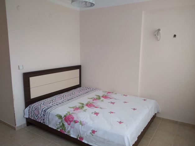 Трехкомнатная квартира в 250 метрах от моря в районе Махмутлара, 120 м2 - Ракурс 16