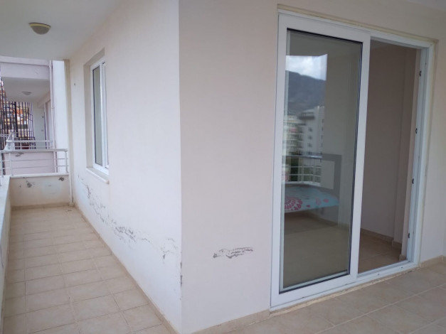 Трехкомнатная квартира в 250 метрах от моря в районе Махмутлара, 120 м2 - Ракурс 30