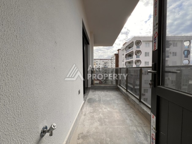 Квартира 1+1 с видом на море в Махмутларе, 57 м², дом 2025 года - Ракурс 18