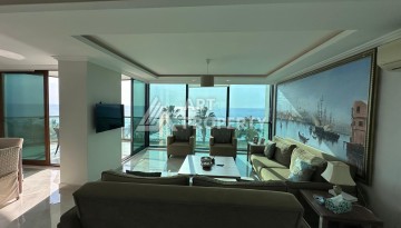 Квартира 2+1 на первой линии в районе Оба, 115 м², прямой вид на море и крепость - Ракурс 4