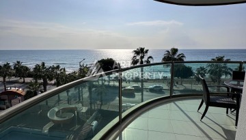 Квартира 2+1 на первой линии в районе Оба, 115 м², прямой вид на море и крепость - Ракурс 5