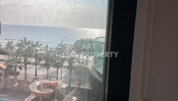 Квартира 2+1 на первой линии в районе Оба, 115 м², прямой вид на море и крепость - Ракурс 19