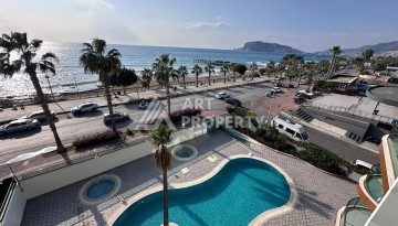 Квартира 2+1 на первой линии в районе Оба, 115 м², прямой вид на море и крепость - Ракурс 25