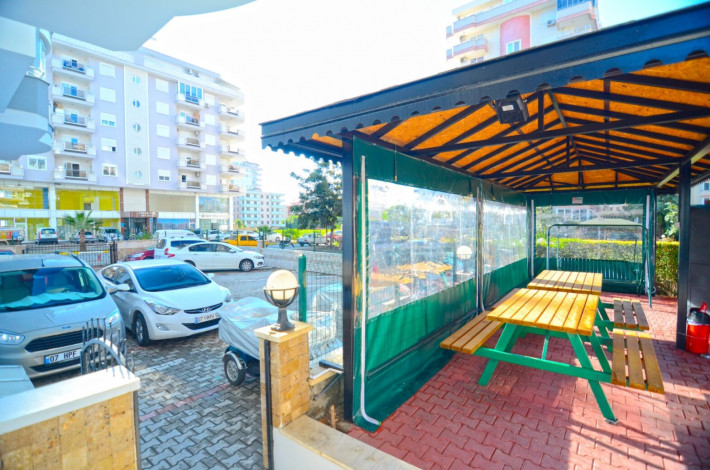 Полностью меблированная трехкомнатная квартира 2+1 в 500 метрах от моря в Махмутларе, 118 м2 - Ракурс 7