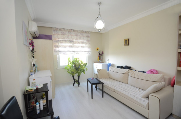 Полностью меблированная трехкомнатная квартира 2+1 в 500 метрах от моря в Махмутларе, 118 м2 - Ракурс 17