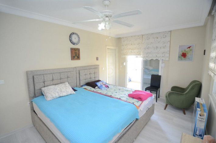 Полностью меблированная трехкомнатная квартира 2+1 в 500 метрах от моря в Махмутларе, 118 м2 - Ракурс 19