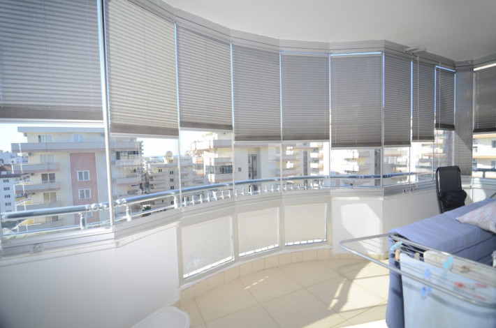 Полностью меблированная трехкомнатная квартира 2+1 в 500 метрах от моря в Махмутларе, 118 м2 - Ракурс 21