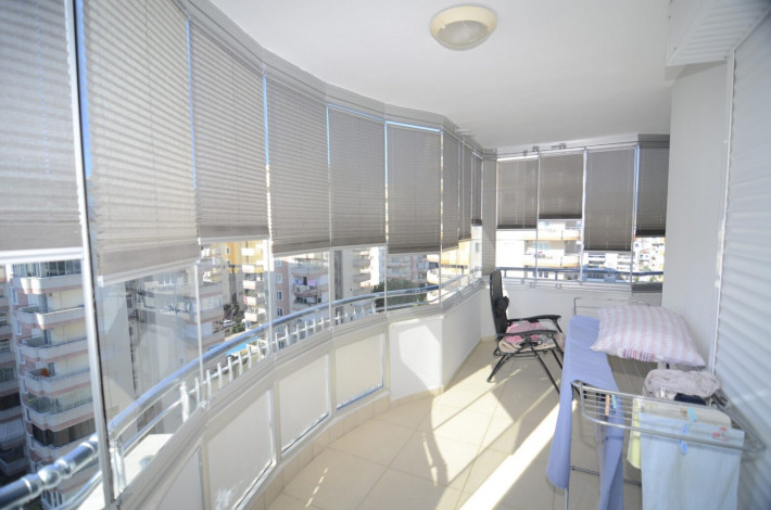 Полностью меблированная трехкомнатная квартира 2+1 в 500 метрах от моря в Махмутларе, 118 м2 - Ракурс 22